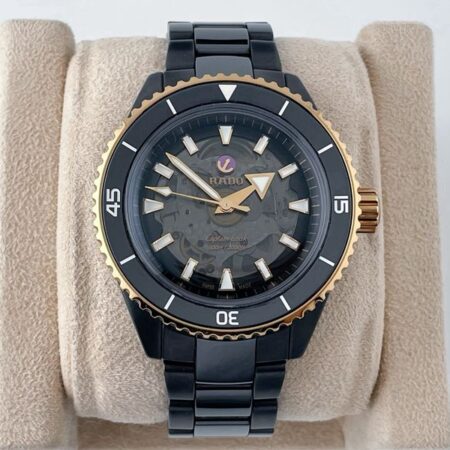 รับซื้อมือสอง Rado Captain Cook High-Tech Ceramic Skeleton Black Gold R32127162
