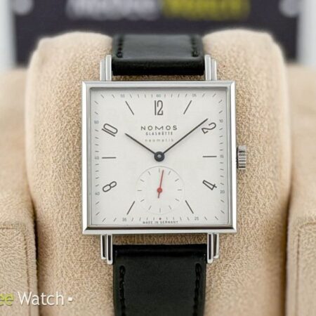 นาฬิกา Nomos Tetra Neomatik 421